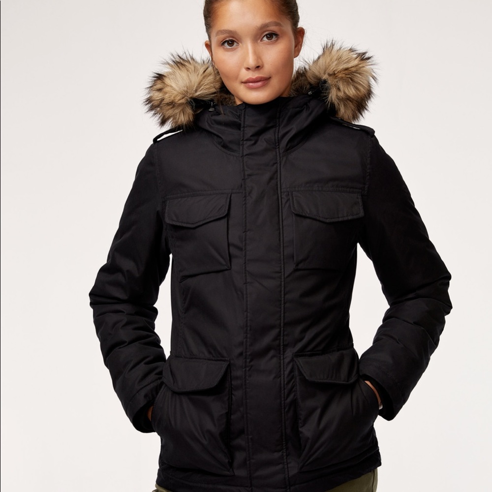 Aritzia-TNA Niseko Parka